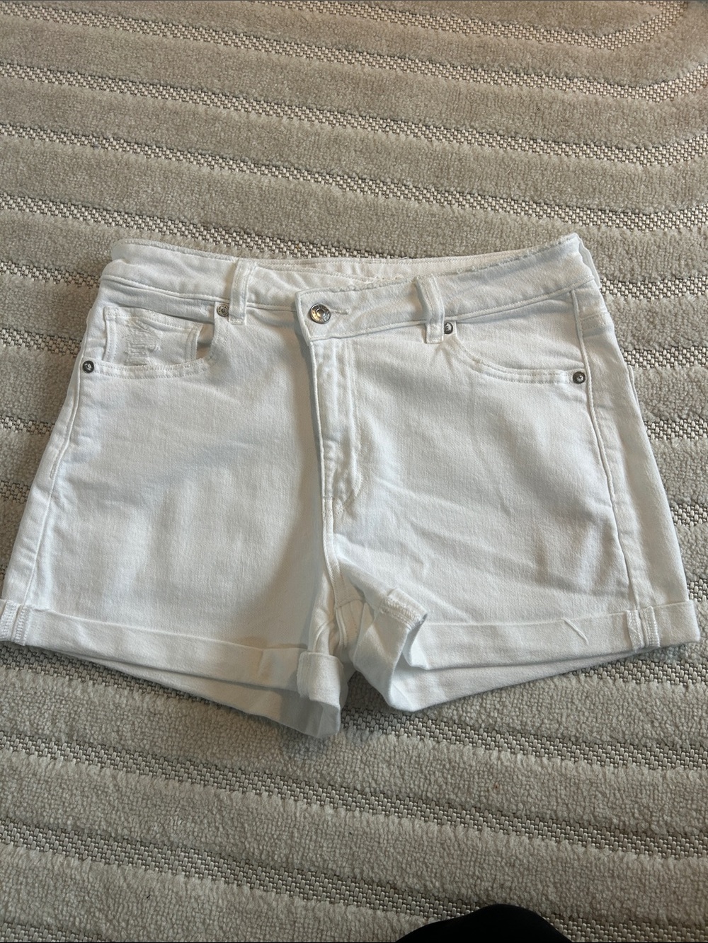 American Eagle Outfitters White Stretch Denim Roll-Hem Shorts